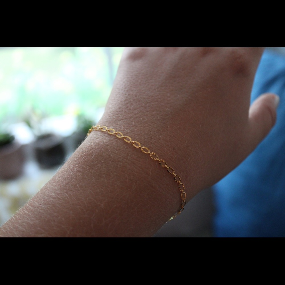Gold plated round link chain bracelet